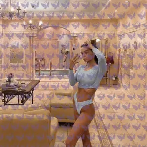 Имя: Шелби, Возраст: 20, Грудь: 2