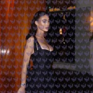 Имя: Серафина, Возраст: 25, Грудь: 3