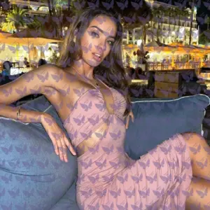 Имя: Сьерра, Возраст: 24, Грудь: 2