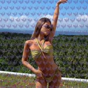 Имя: Сесилия, Возраст: 23, Грудь: 2