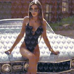 Имя: Сесилия, Возраст: 23, Грудь: 2