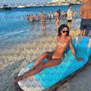 Имя: Синди, Возраст: 23, Грудь: 1