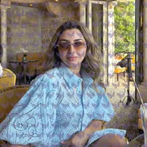 Имя: Скарлетт, Возраст: 25, Грудь: 1