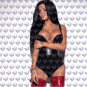 Имя: Софа, Возраст: 25, Грудь: 5