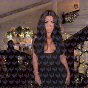 Имя: Софа, Возраст: 25, Грудь: 5