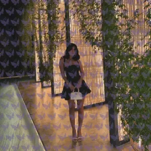 Имя: Sulny, Возраст: 27, Грудь: 2