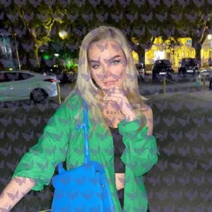 Имя: Тася, Возраст: 22, Грудь: 3