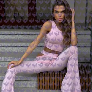 Имя: Тина, Возраст: 24, Грудь: 3