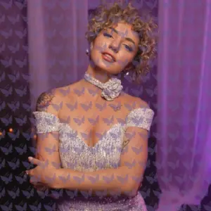 Имя: Тори, Возраст: 27, Грудь: 1