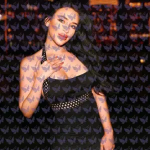 Имя: Вайнона, Возраст: 24, Грудь: 3