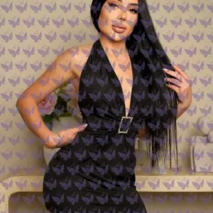 Имя: Валенсия, Возраст: 25, Грудь: 2