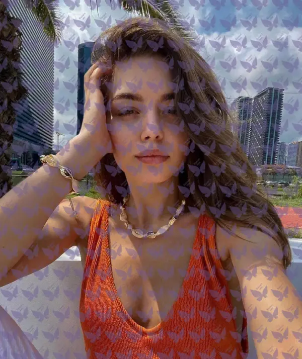 Имя: Вера, Возраст: 25, Грудь: 1