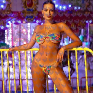 Имя: Веспер, Возраст: 23, Грудь: 3