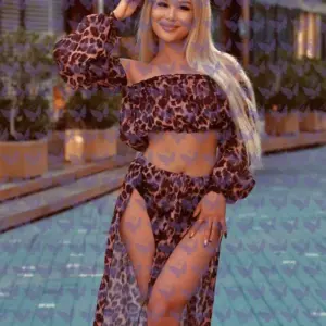 Имя: Викки, Возраст: 26, Грудь: 3