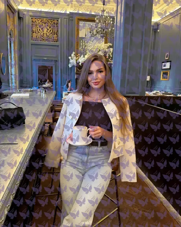 Имя: Виктория, Возраст: 25, Грудь: 2