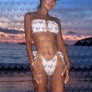 Имя: Виктория, Возраст: 22, Грудь: 1