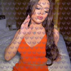 Имя: Вилена, Возраст: 24, Грудь: 2