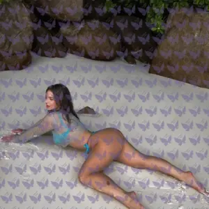 Имя: Ханна, Возраст: 21, Грудь: 3