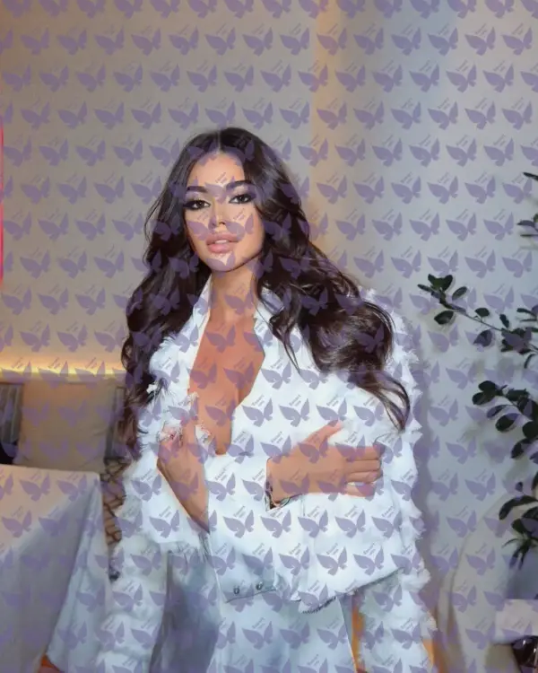 Имя: Хелена, Возраст: 23, Грудь: 3