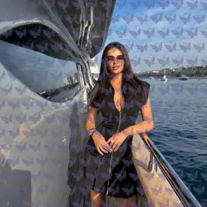 Имя: Хелена, Возраст: 23, Грудь: 3