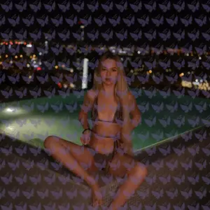 Имя: Хелси, Возраст: 24, Грудь: 1