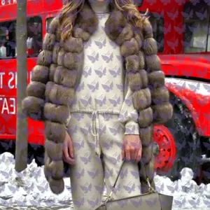 Имя: Хлоя, Возраст: 25, Грудь: 3