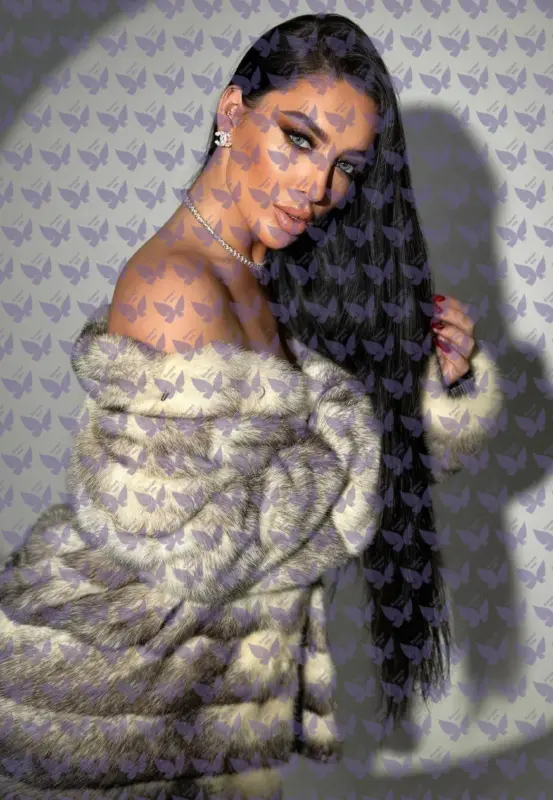 Имя: Хлоя, Возраст: 27, Грудь: 3