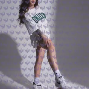 Имя: Холли, Возраст: 29, Грудь: 3