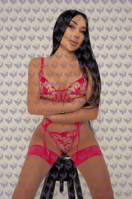 Имя: Жанна, Возраст: 26, Грудь: 3