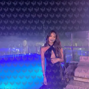 Имя: Зефира, Возраст: 23, Грудь: 2