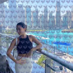 Имя: Зефира, Возраст: 23, Грудь: 2