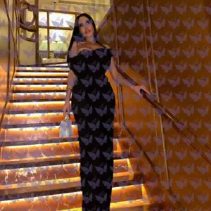 Имя: Зейнеп, Возраст: 31, Грудь: 2