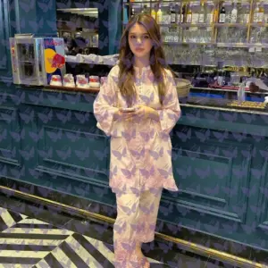 Имя: Зимний, Возраст: 20, Грудь: 1