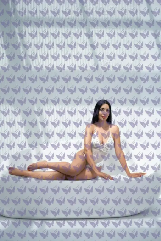 Имя: Зулия, Возраст: 27, Грудь: 3